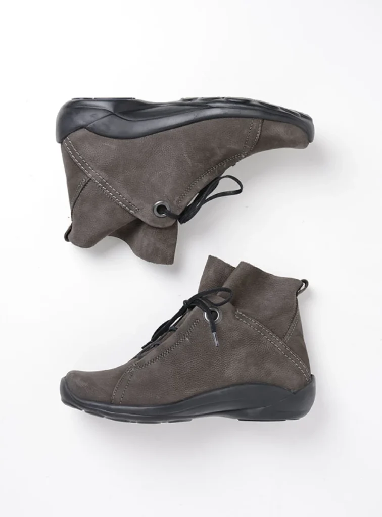 Wolky Hoge veterschoenen 01657 Diana 11301 asfalt nubuck