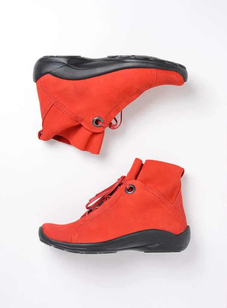 Wolky Hoge veterschoenen 01657 Diana 11505 donkerrood nubuck