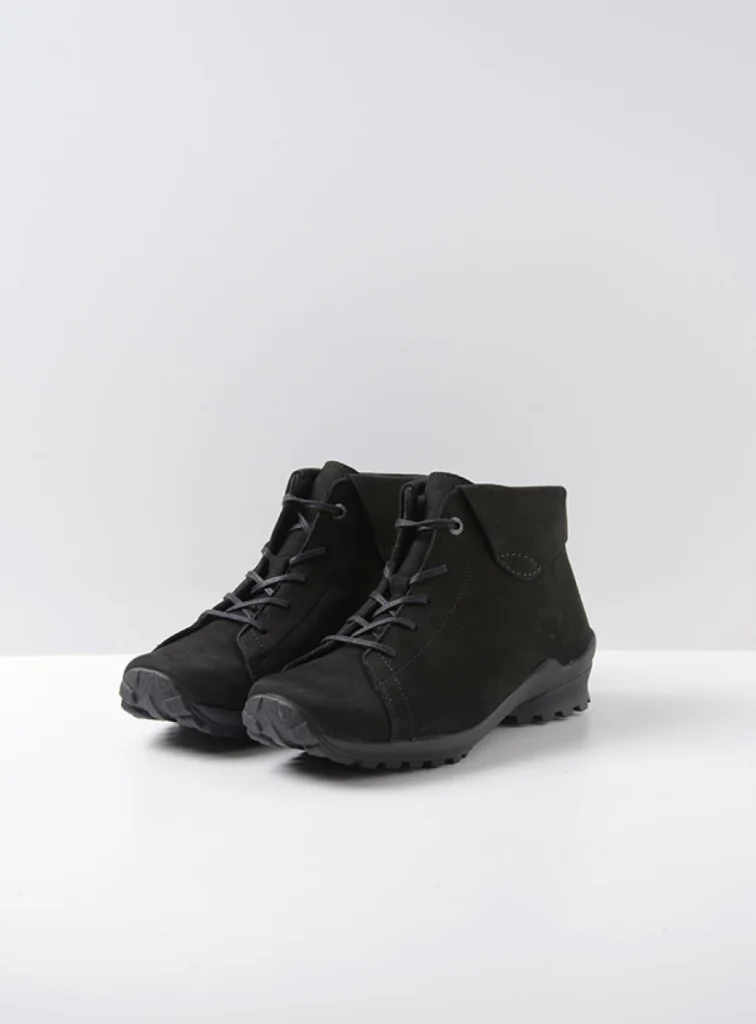 Wolky Veterschoenen 01737 Teton 11000 zwart nubuck