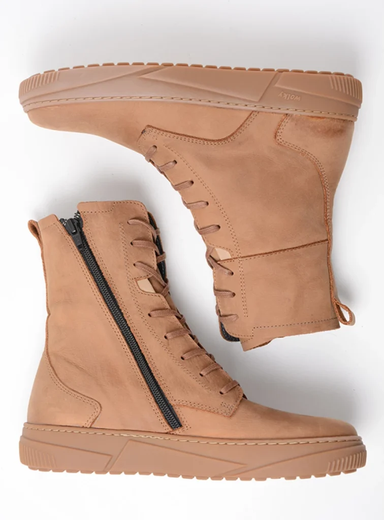 Wolky Hoge veterschoenen 02083 Check 12430 cognac nubuck