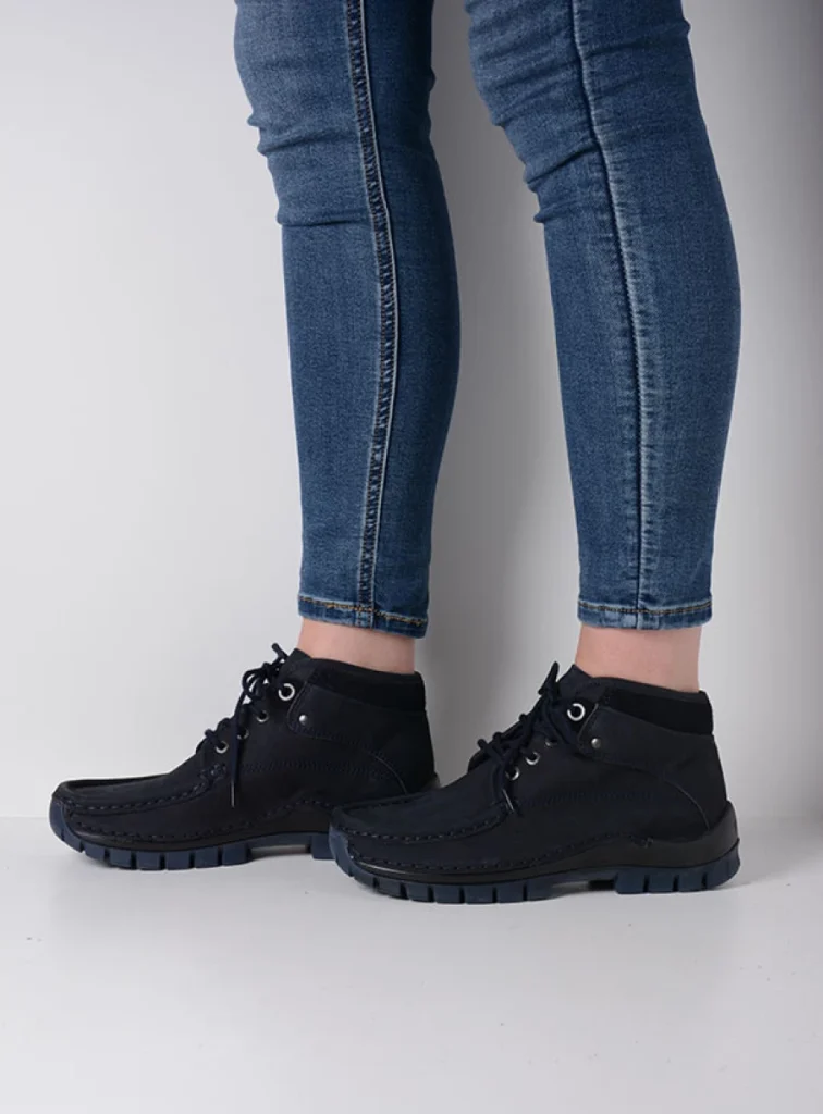 Wolky Hoge veterschoenen 04728 Cross 16800 blauw nubuck