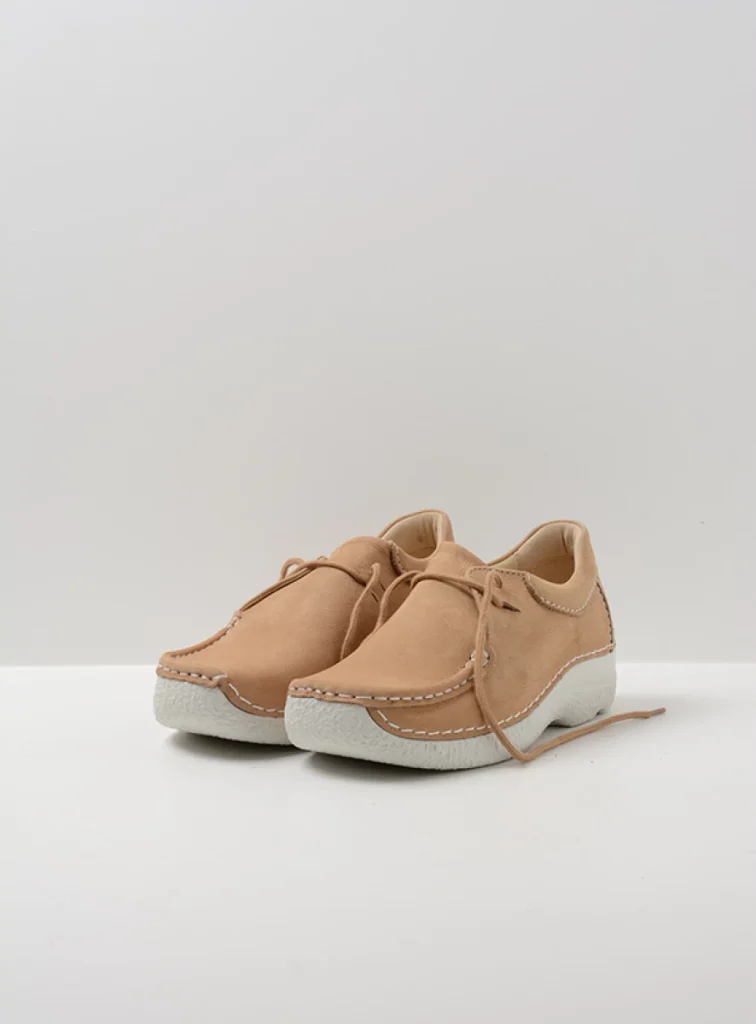 Wolky Lage veterschoenen 06252 Seamy Shoe 11390 beige nubuck