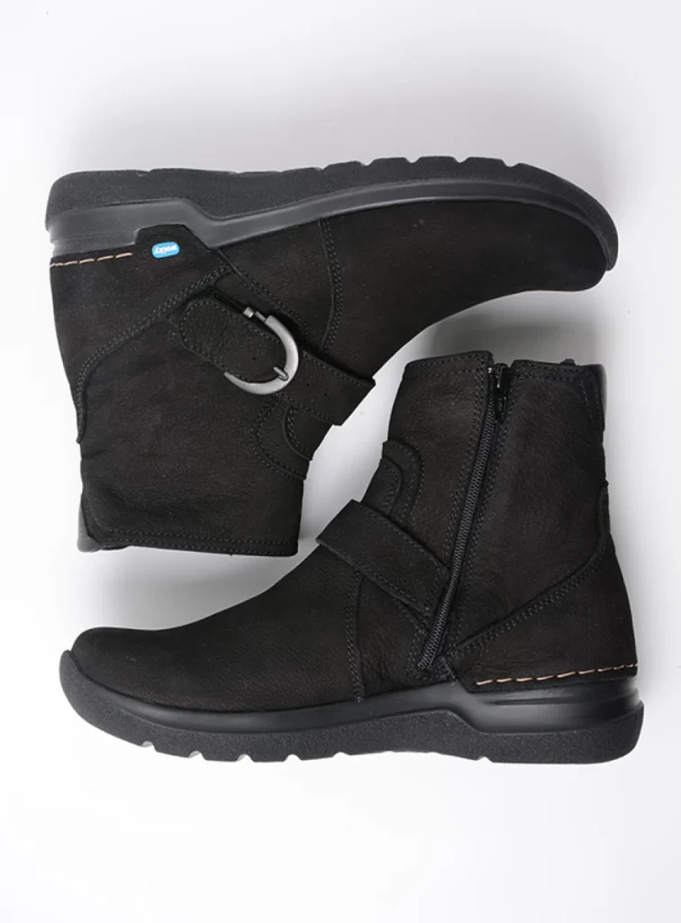 Wolky Enkellaarsjes 06611 Okay 11000 zwart nubuck