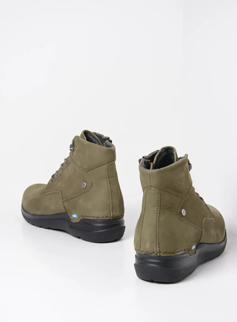 Wolky Hoge veterschoenen 06616 Whynot HV 10709 pesto groen nubuck