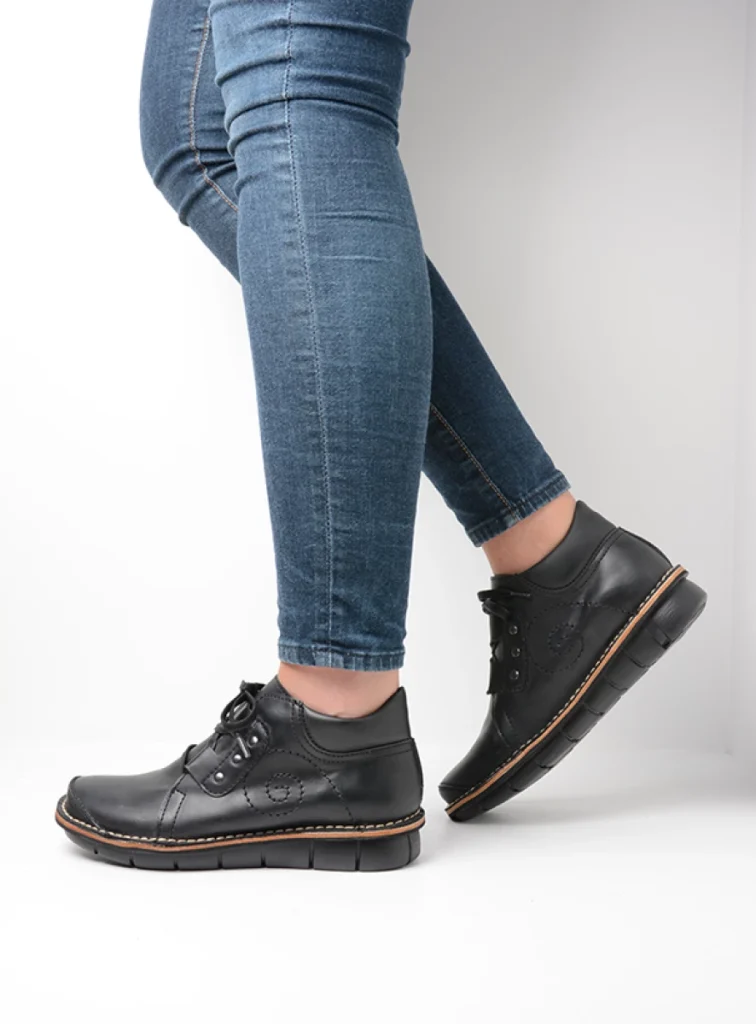 Wolky Hoge veterschoenen 08399 Gallo Vegan 93000 zwart